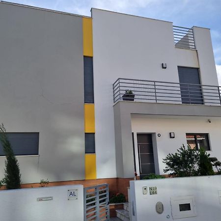 Mikaela Guest House Odivelas  Exteriér fotografie